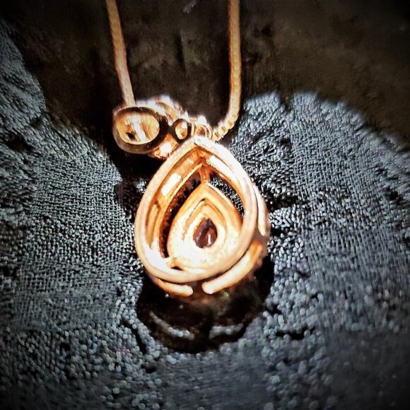 18K Rose Gold & VVSI 2k Diamond & Topaz Necklace - Tear Drop Diamond Color D - Picture 3 of 11